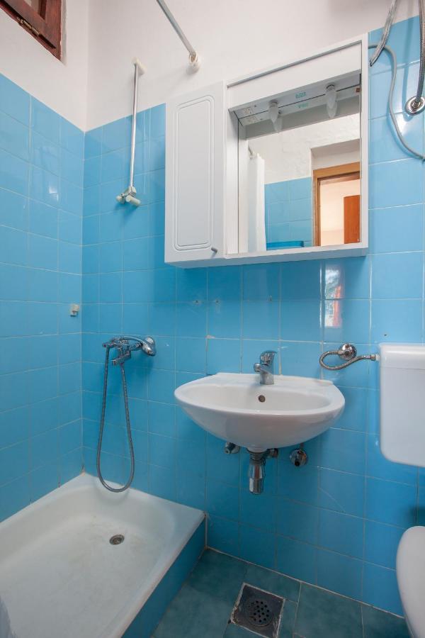 Apartments By The Sea Igrane, Makarska - 310 외부 사진