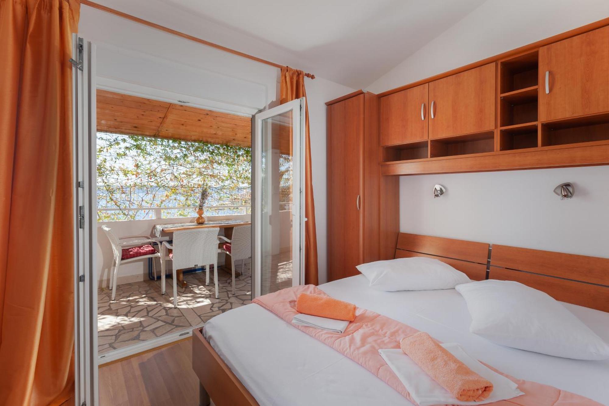 Apartments By The Sea Igrane, Makarska - 310 객실 사진
